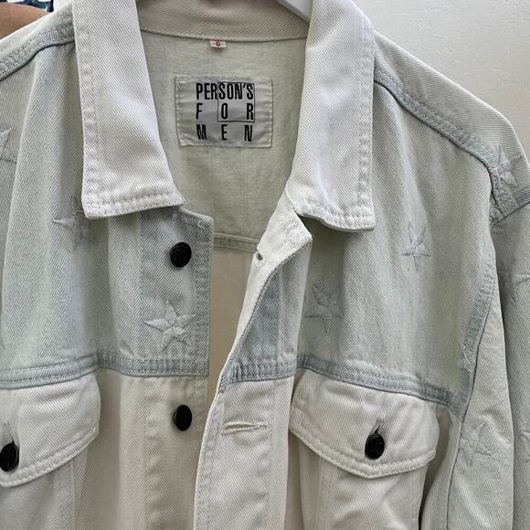 Vintage Star Embroidered White Lightwash Oversized Denim Trucker Jacket - Picture 8 of 8